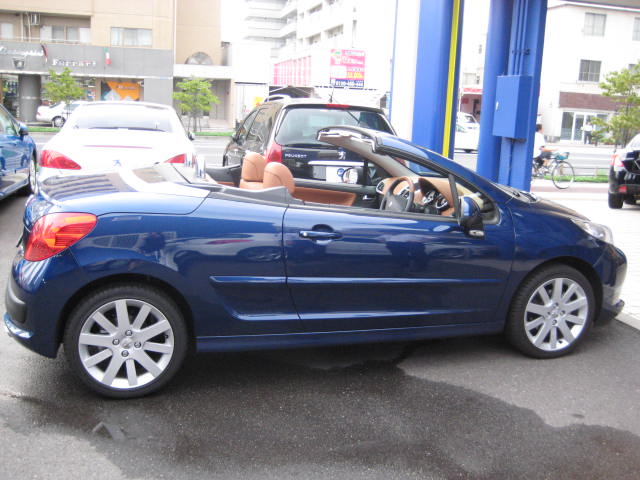 極上の『２０７ＣＣ　Premium』認定中古車入荷しました！