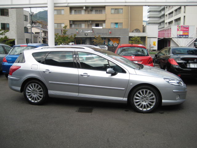 認定中古車情報　その２　～ボス猫～