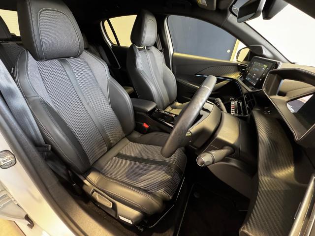 【　プジョー認定中古車のご紹介🐾　】