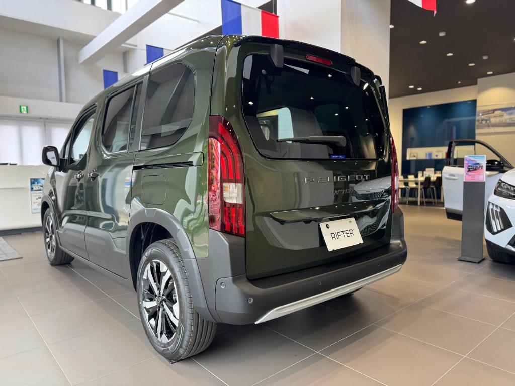 【　展示車入れ替えのお知らせ🐾　】