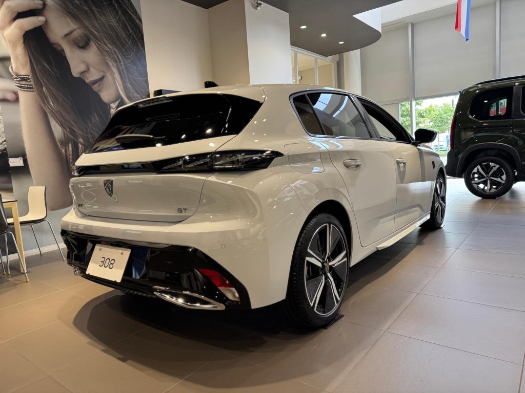 【　展示車入れ替えのお知らせ🐾　】