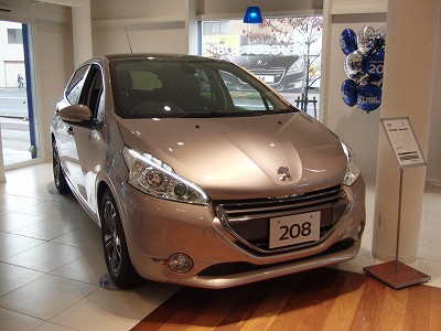NEW　２０８　デビュー！