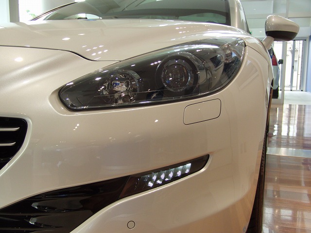 PEUGEOT RCZ フェイスリフト