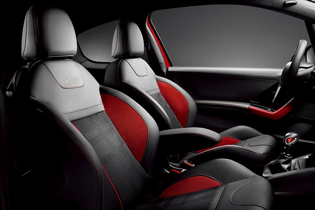 NEW　PEUGEOT２０８　GTi