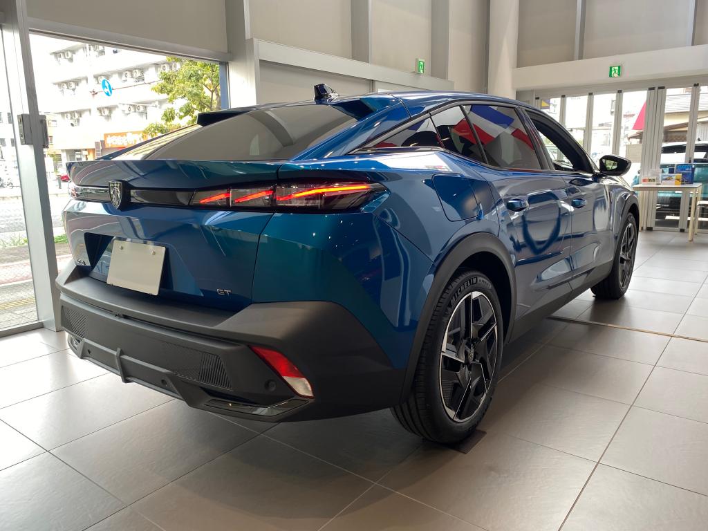 【　PEUGEOT 　新型 408　展示中🐾　】
