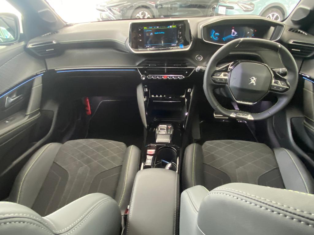 【　PEUGEOT　フルEVモデル　e - 208GTのご紹介🐾　】