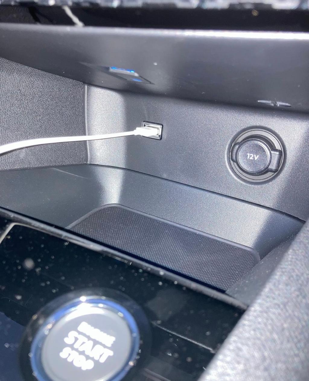 【　Apple CarPlayのご紹介🐾　】