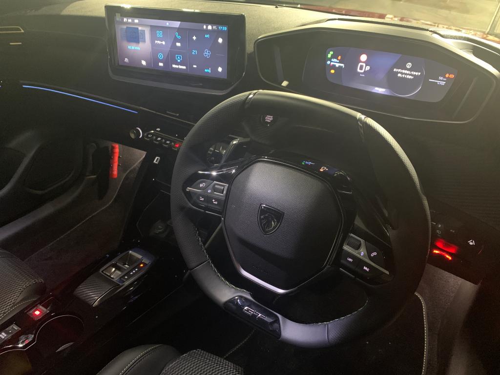 新型208 GT HYBRID登場！