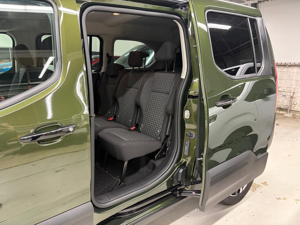 PEUGEOT RIFTER  GTの紹介